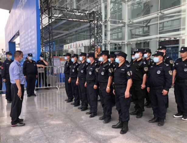 長沙市保安協(xié)會成功舉辦第二期“大?！惫歉膳嘤?xùn)班